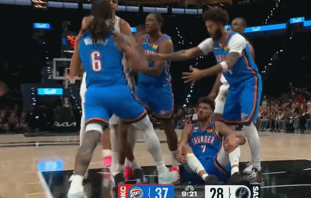 1792551754339062003.gif 2.gif